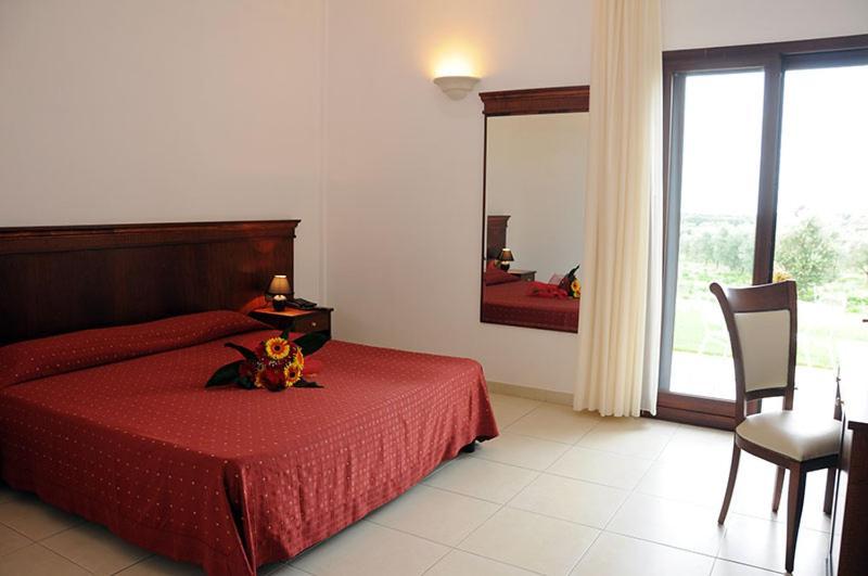Agri Hotel Conte Salentino Sant Isidoro  Exteriér fotografie