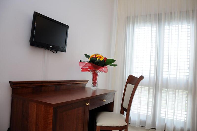 Agri Hotel Conte Salentino Sant Isidoro  Exteriér fotografie