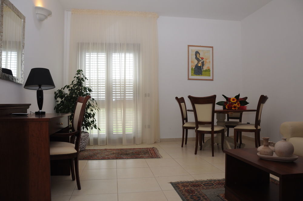 Agri Hotel Conte Salentino Sant Isidoro  Exteriér fotografie